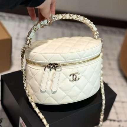 Chanel White Bag 17.5x11x12cm