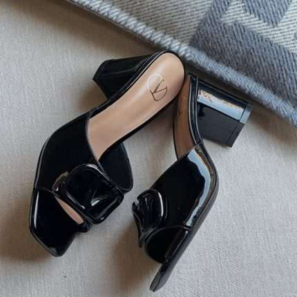 Valentino Garavani VLogo Signature Sandals