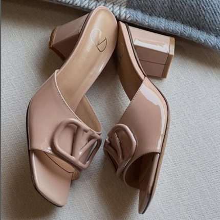 Valentino Garavani VLogo Signature Sandals Biege