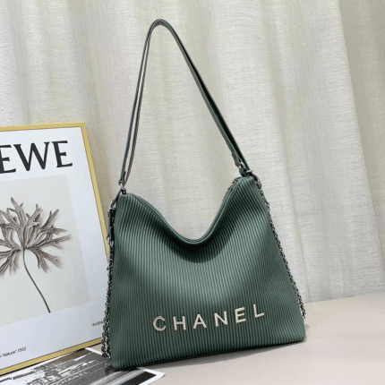 Chanel Touch green Shoulder Bag