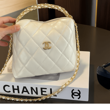 Chanel bag with 18cm chain in white and gold