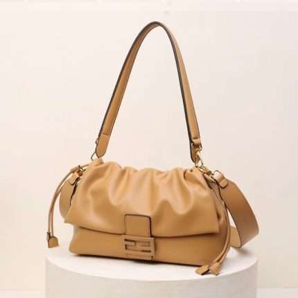 Fendi Mamma Baguette Biege