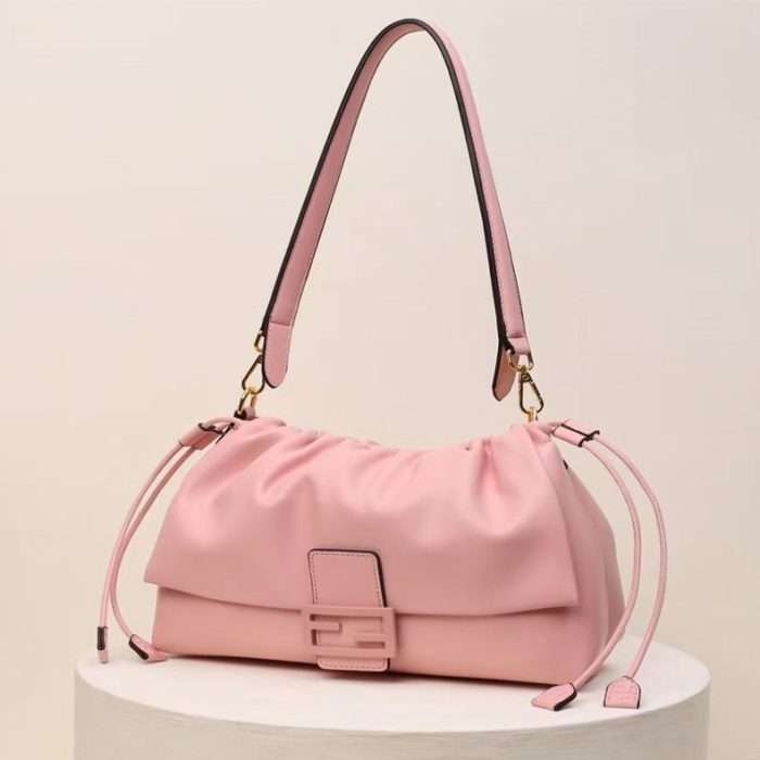 Fendi Mamma Baguette Baby pink