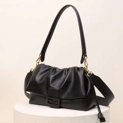 Fendi Mamma Baguette Black