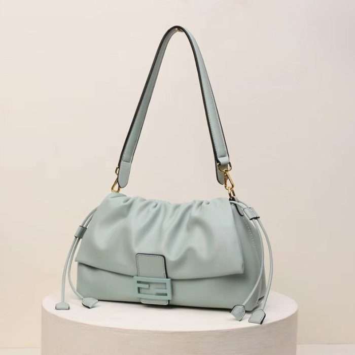 Fendi Mamma Baguette Light blue