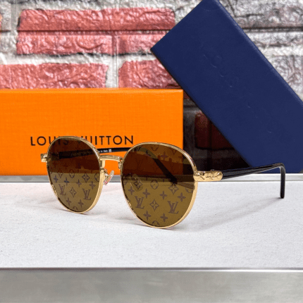 Louis Vuitton Conspiration Monogram Photochromique Pilote Sunglasses Dark Grey