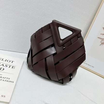Bottega Veneta Crossbody Bucket Hand Bag With 23x17x25cm Brown