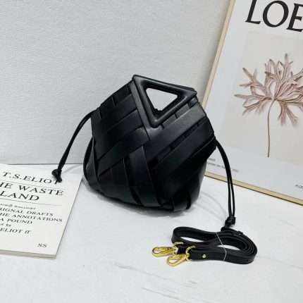 Bottega Veneta Crossbody Bucket Hand Bag With 23x17x25cm Black