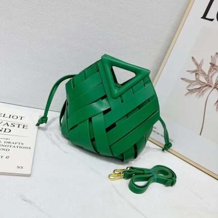 Bottega Veneta Crossbody Bucket Hand Bag With 23x17x25cm Green
