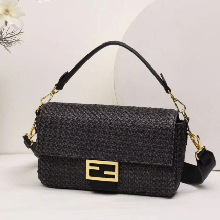 Fendi Baguette Black Shoulder Bag 26x16x6cm