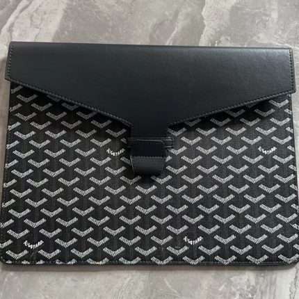 Goyard Chevron Clutch Pouch Purse Black